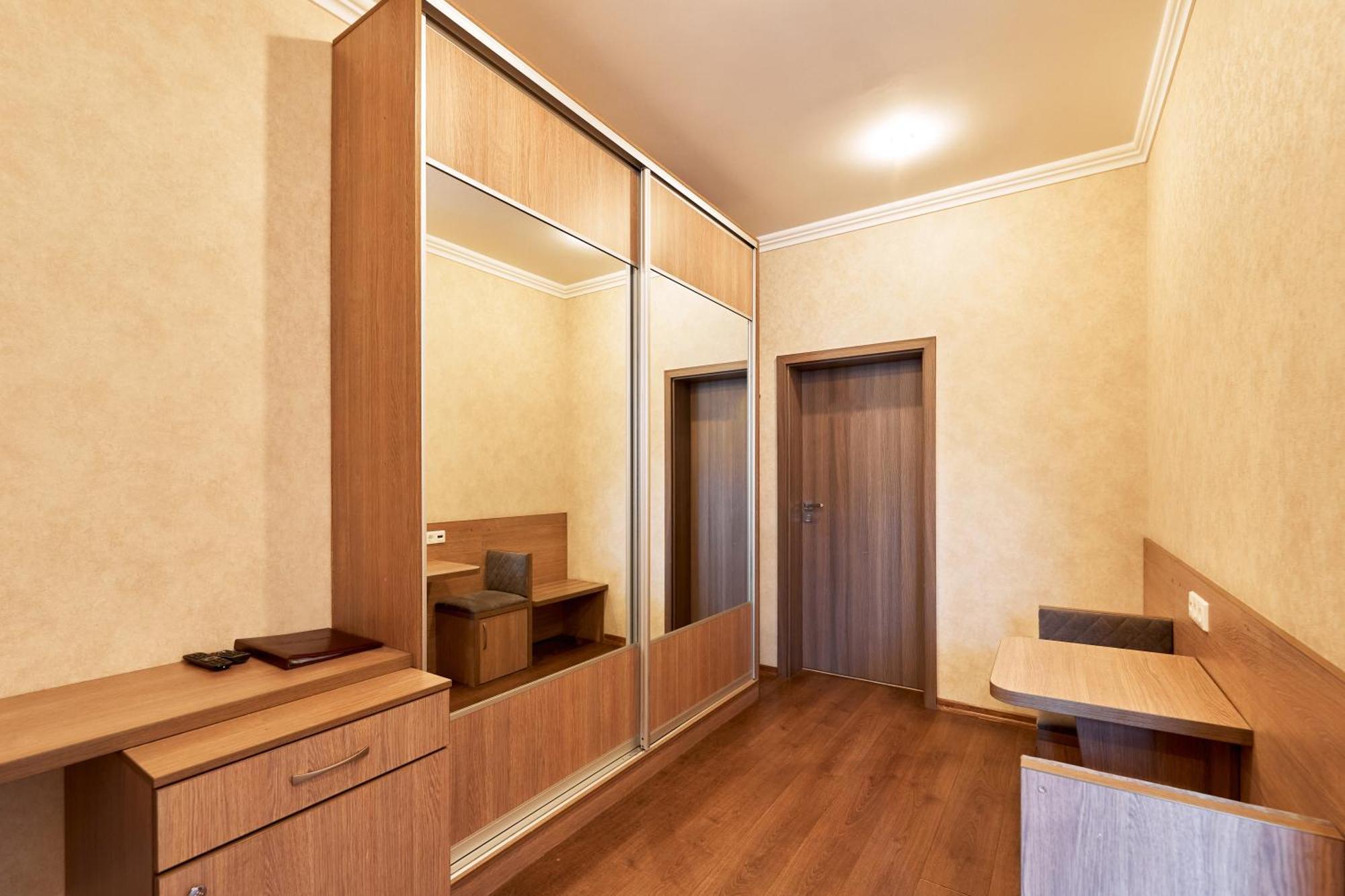 Hotel Classic Κίεβο Εξωτερικό φωτογραφία